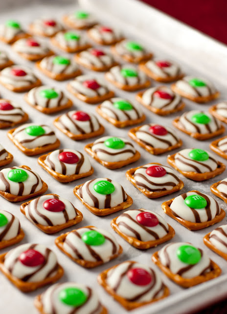 25 Festive Christmas Treats