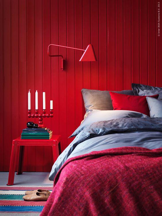 25 Ways To Incorporate Red Into Bedroom Decor Digsdigs