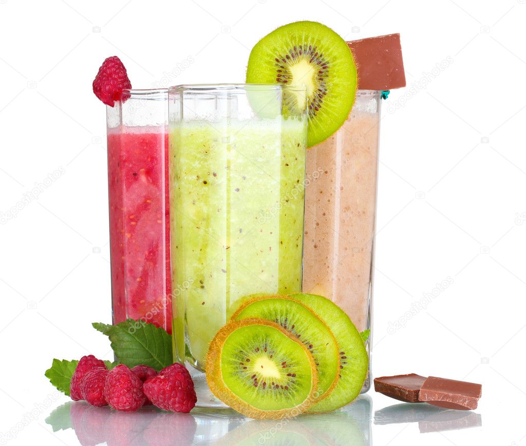 3 Delicious Fruit Smoothies You Can Make In 5 Minutes Flat