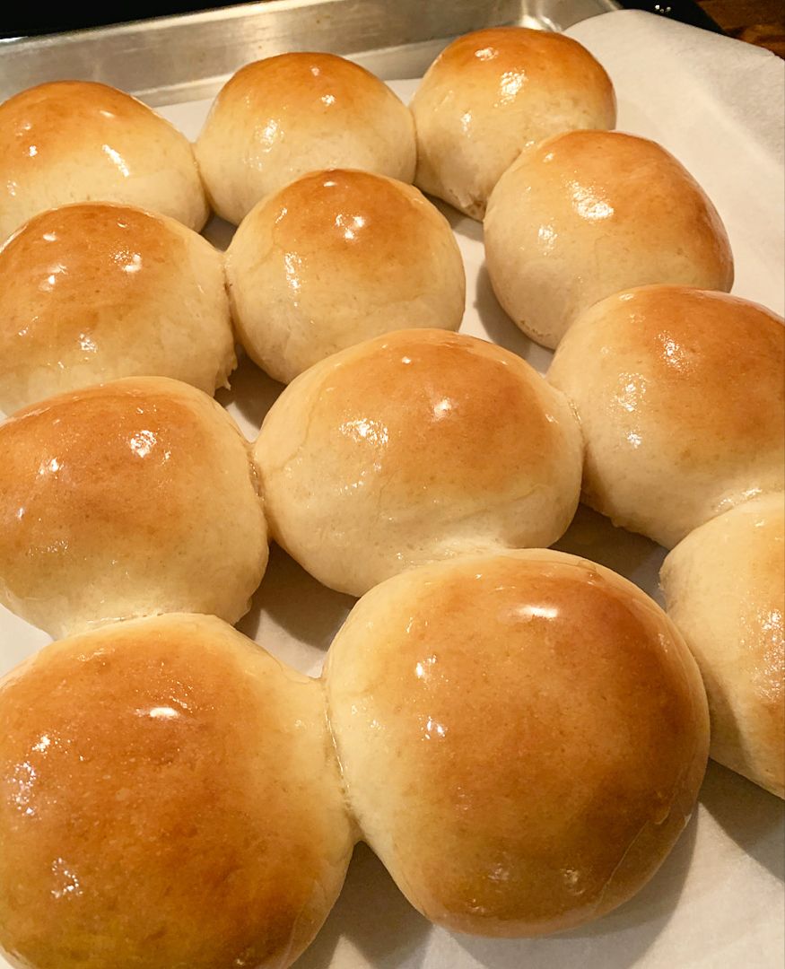 30 Minute Honey Butter Rolls Honey Butter Honey Yeast Rolls Bread