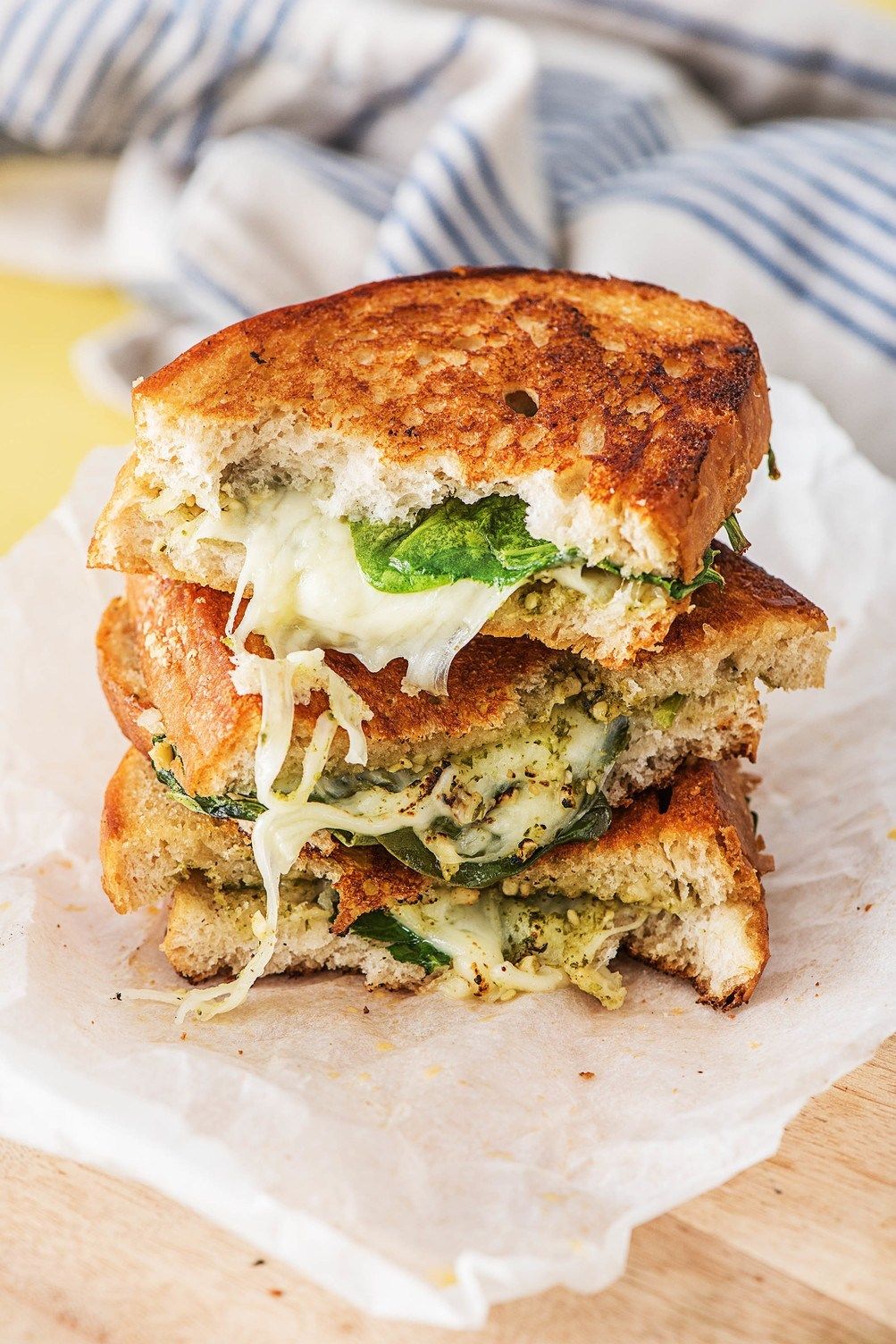 4 Perfectly Melty Grilled Cheese Recipes Hellofresh Magazine