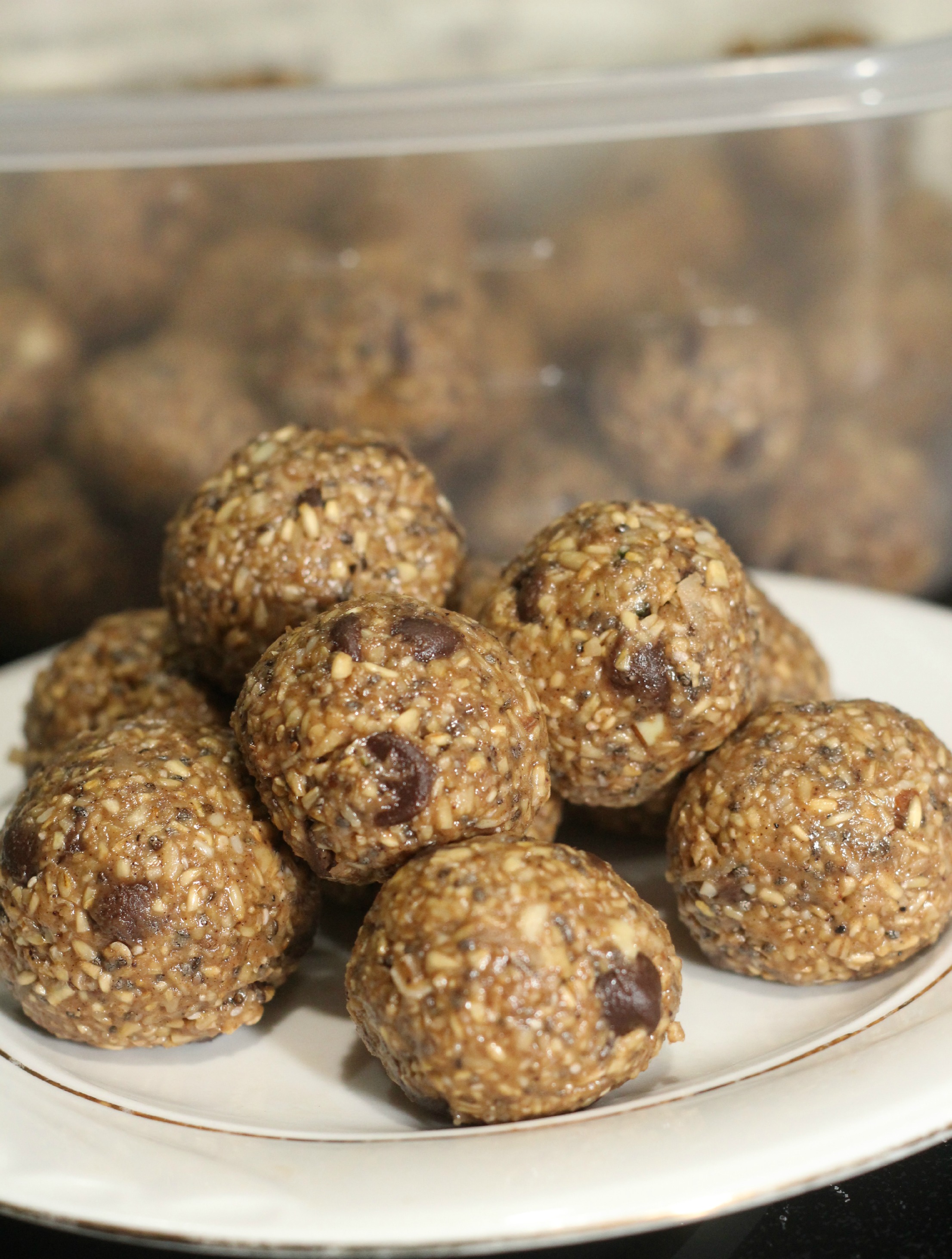 44 Easy Protein Ball Recipes Best No Bake Energy Bites In Chocolate And Peanut Butter