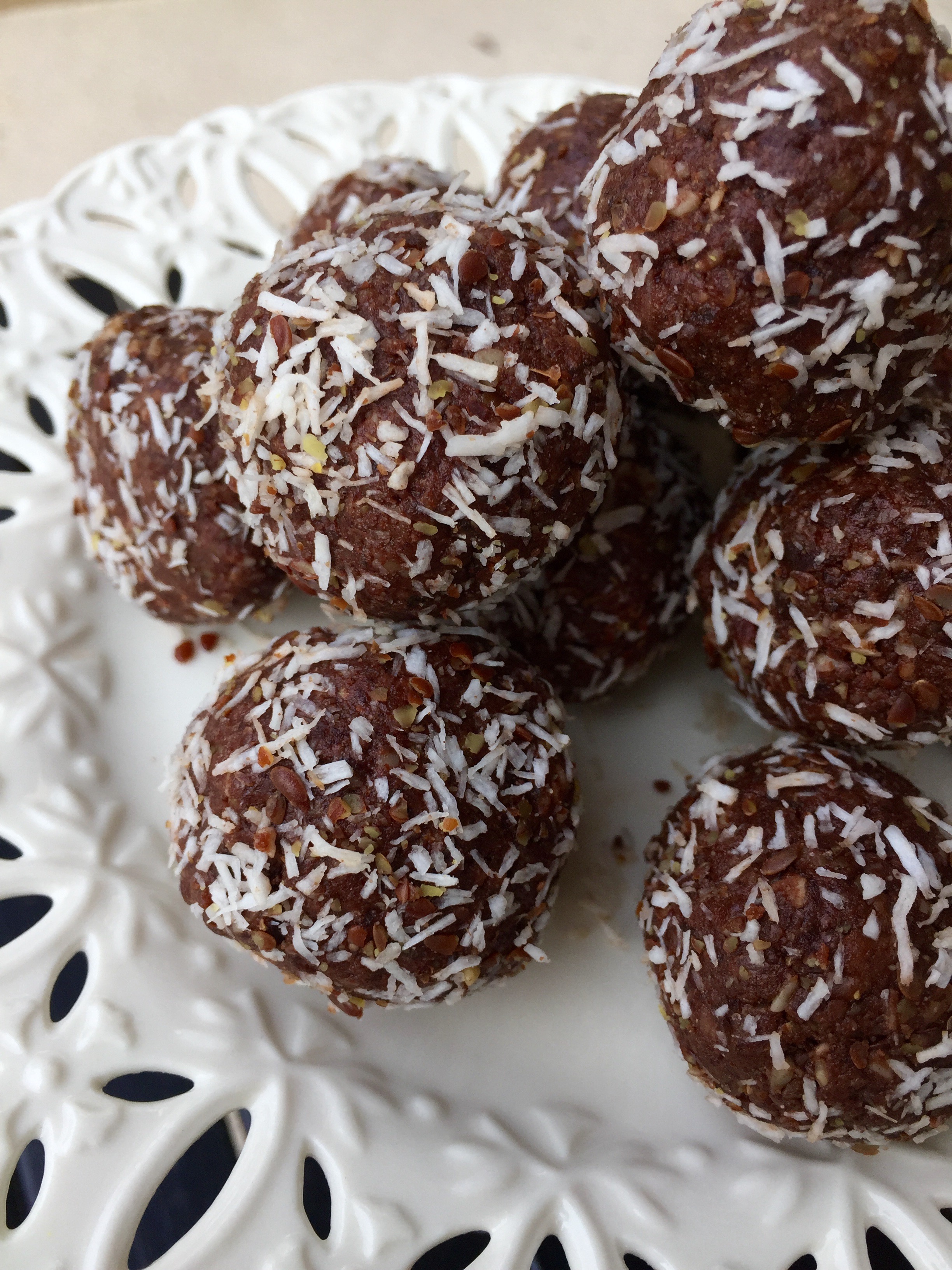 44 Easy Protein Ball Recipes Best No Bake Energy Bites In Chocolate