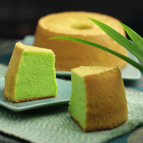 5 Best Pandan Chiffon Cakes In Singapore Sg Magazine