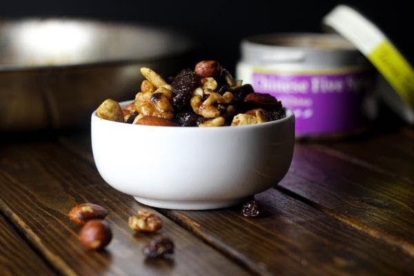 5 Ingredient Sweet And Spicy Trail Mix Teeny Tiny Spice Recipes