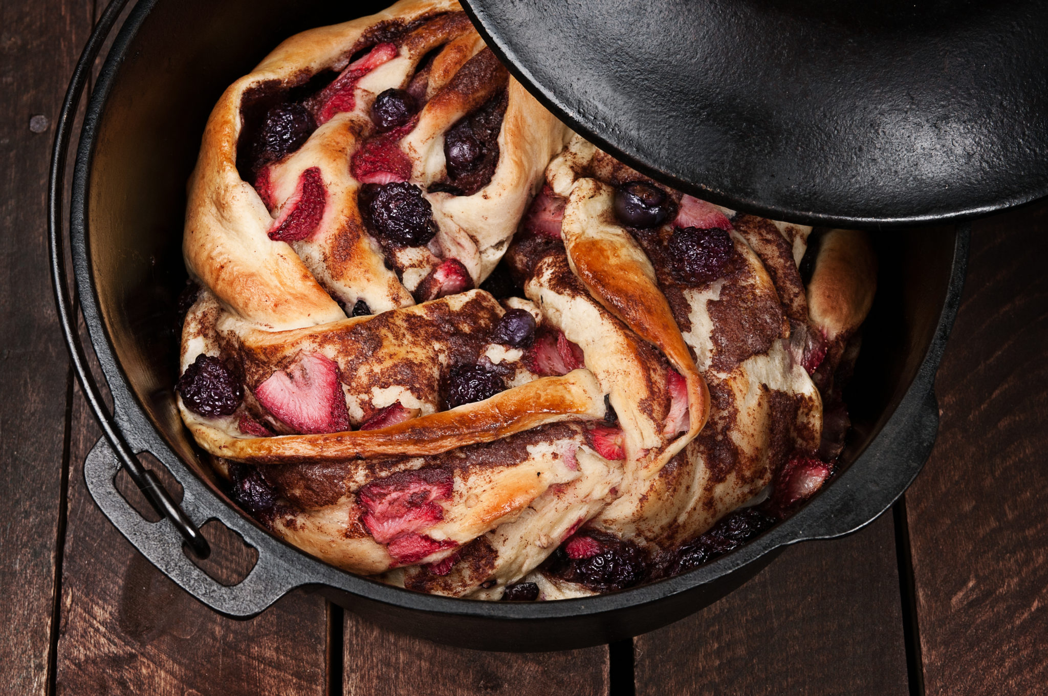 5 Tips For Cooking With Dutch Ovens Escoffier