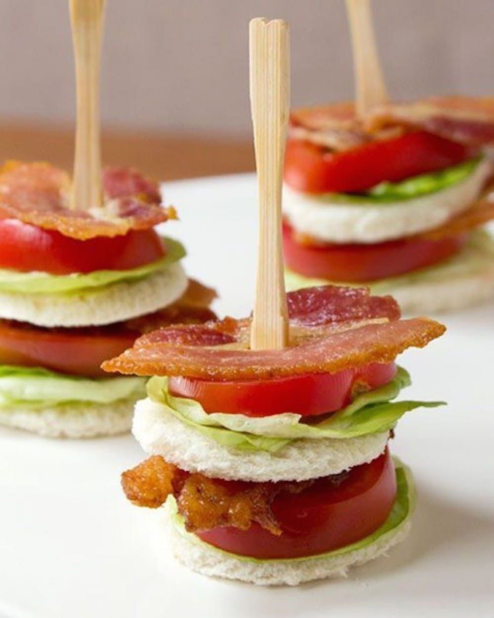 70 Easy Finger Foods To Serve At Your 4Th Of July Party Finger Foods Easy Appetizer Recipes