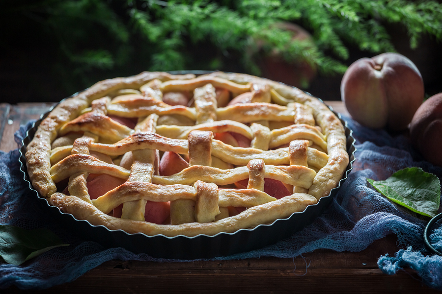 A Slice Of Old Fashioned Fresh Peach Pie Roasted Garlic Asparagus