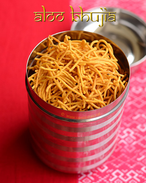 Aloo Bhujia Recipe Potato Sev Recipe Easy Diwali Snacks Sharmis