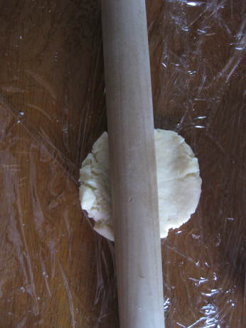 An Easy Homemade Tortillas Recipe Is Shown In This Image With The Title