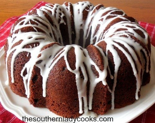 Applesauce Raisin Cake The Southern Lady Cooks