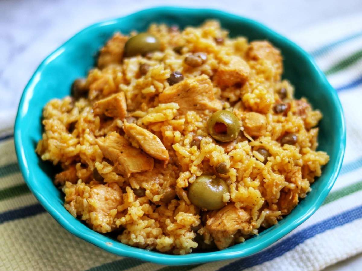 Arroz Con Pollo Recipe Instant Pot Puerto Rican Arroz Con Pollo Recipe My Family Bright