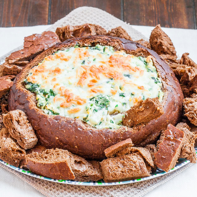 Artichoke Amp Spinach Bread Bowl Recipe Made With Mama Vincente Supreme Dip Artichoke Amp Spinach