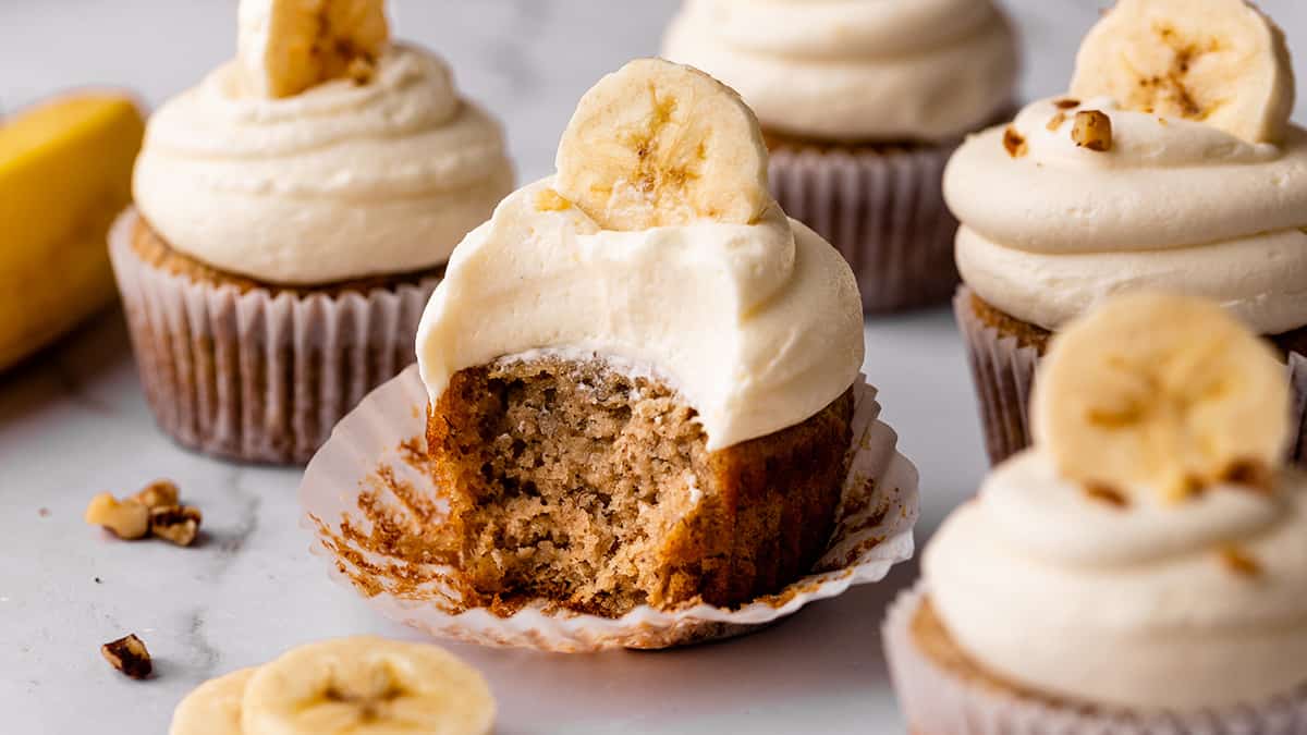 Banana Cupcakes Joyfoodsunshine