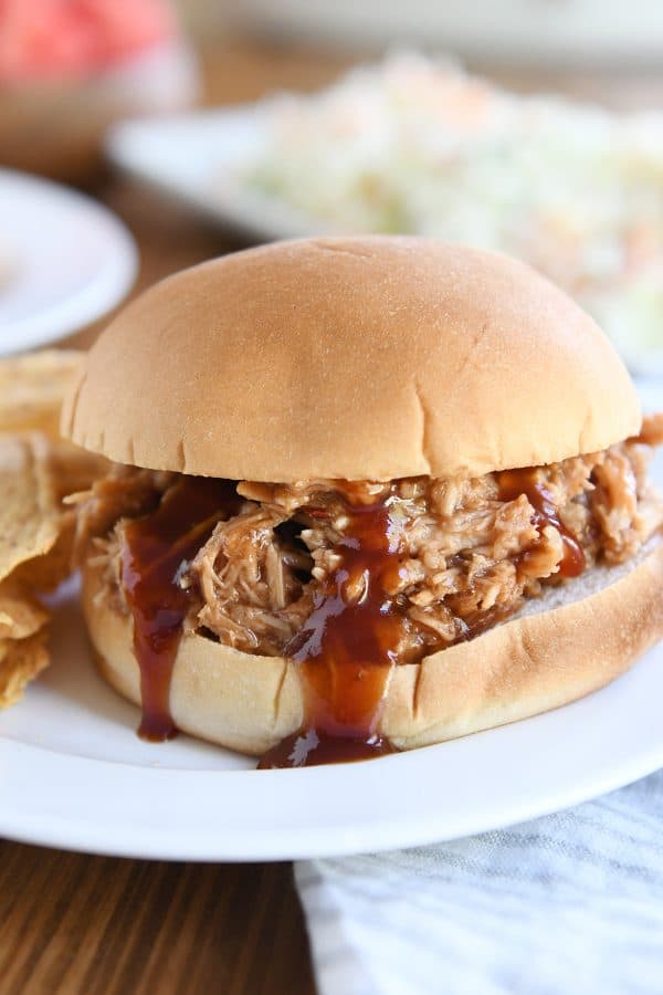 Bbq Pulled Pork Sandwiches Slow Cooker Mel Amp 39 S Kitchen Cafe