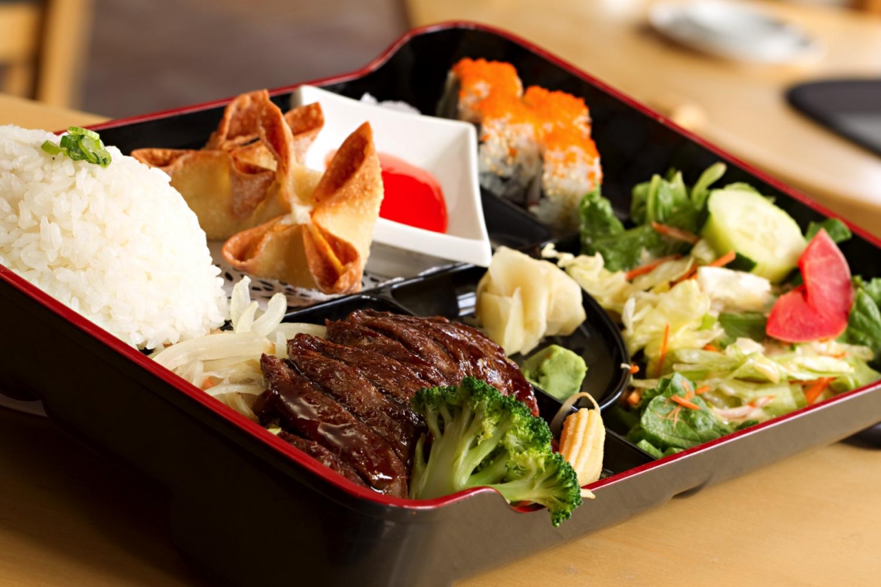 Beef Teriyaki Bento Box Spicy Tuna Roll Cooking Meat Chicken