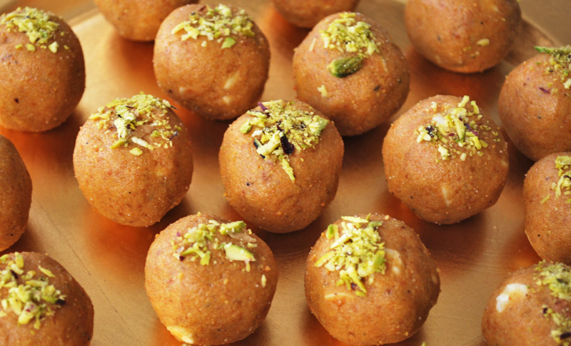 Besan Laddoo Gram Flour Sweet Ball Dessert Recipe Treasure