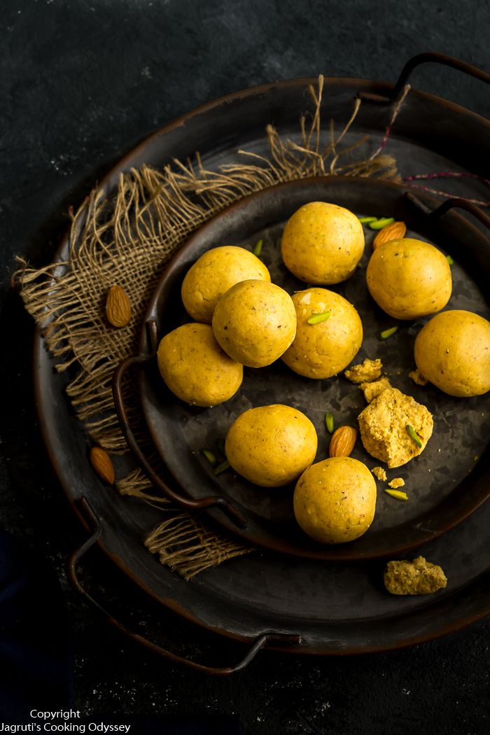 Besan Ladoo Halwai And Mithaiwala Style Jagruti Amp 39 S Cooking Odyssey