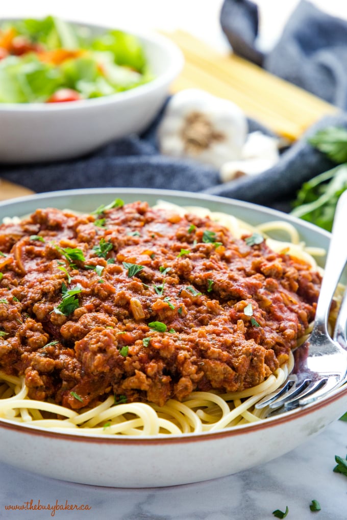 Best Ever Spaghetti And Meat Sauce Easy Family Meal The Busy Baker