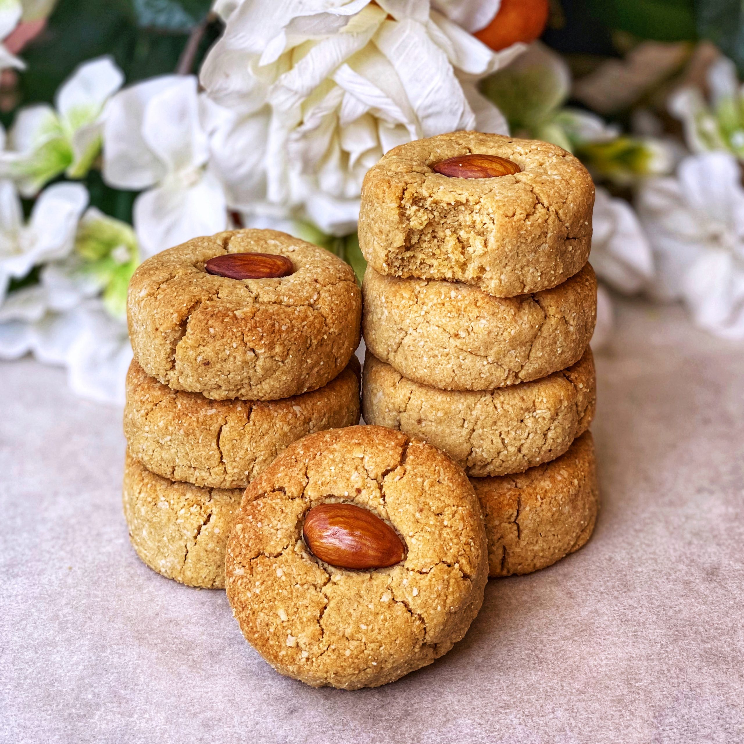 Best Chinese Almond Cookie Recipe for Baking Enthusiasts