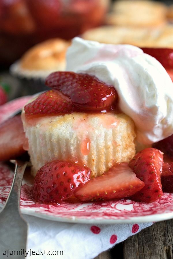 Pioneer Woman's 5 Best Strawberry Shortcake Recipes