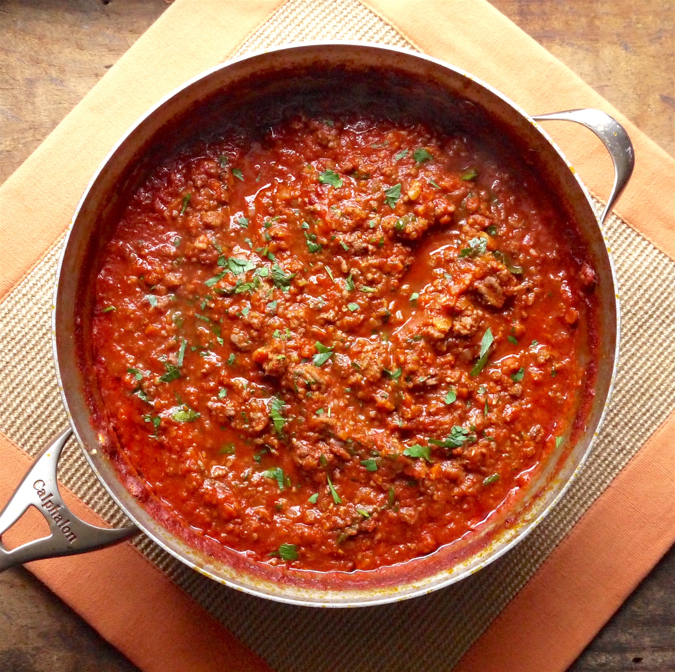 5 Secrets to Biaggi's Famous Meat Sauce Recipe