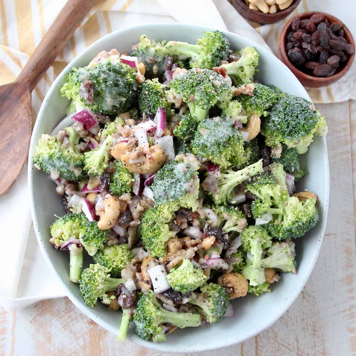 Grated Cheese Broccoli Salad: Easy, Delicious Recipe