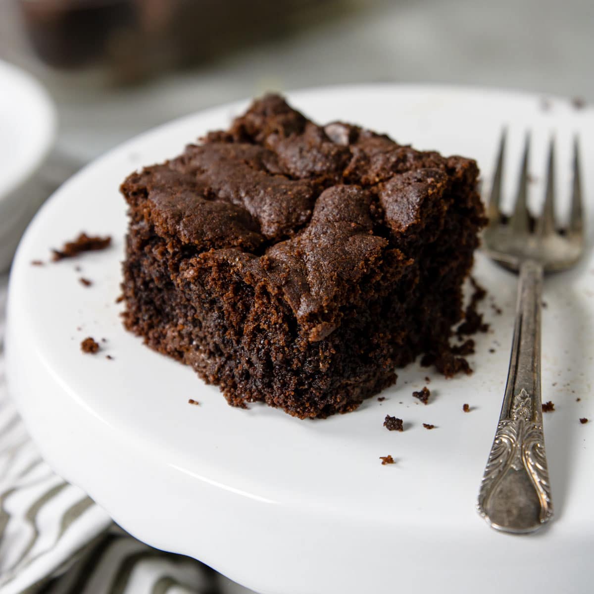 Easy Ghirardelli Brownie Cake Recipe