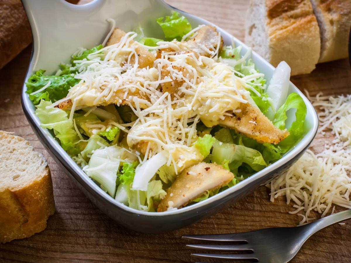 Calories In A Large Chicken Caesar Salad