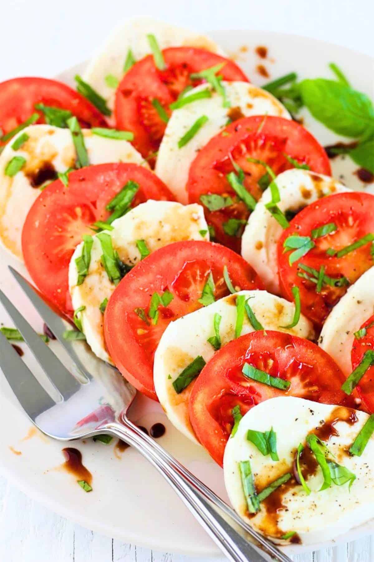 Caprese Salad With Balsamic Drizzle Now Cook This