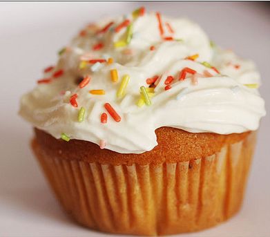 Easy Carrot Cupcake Recipe: Bake Your Delight