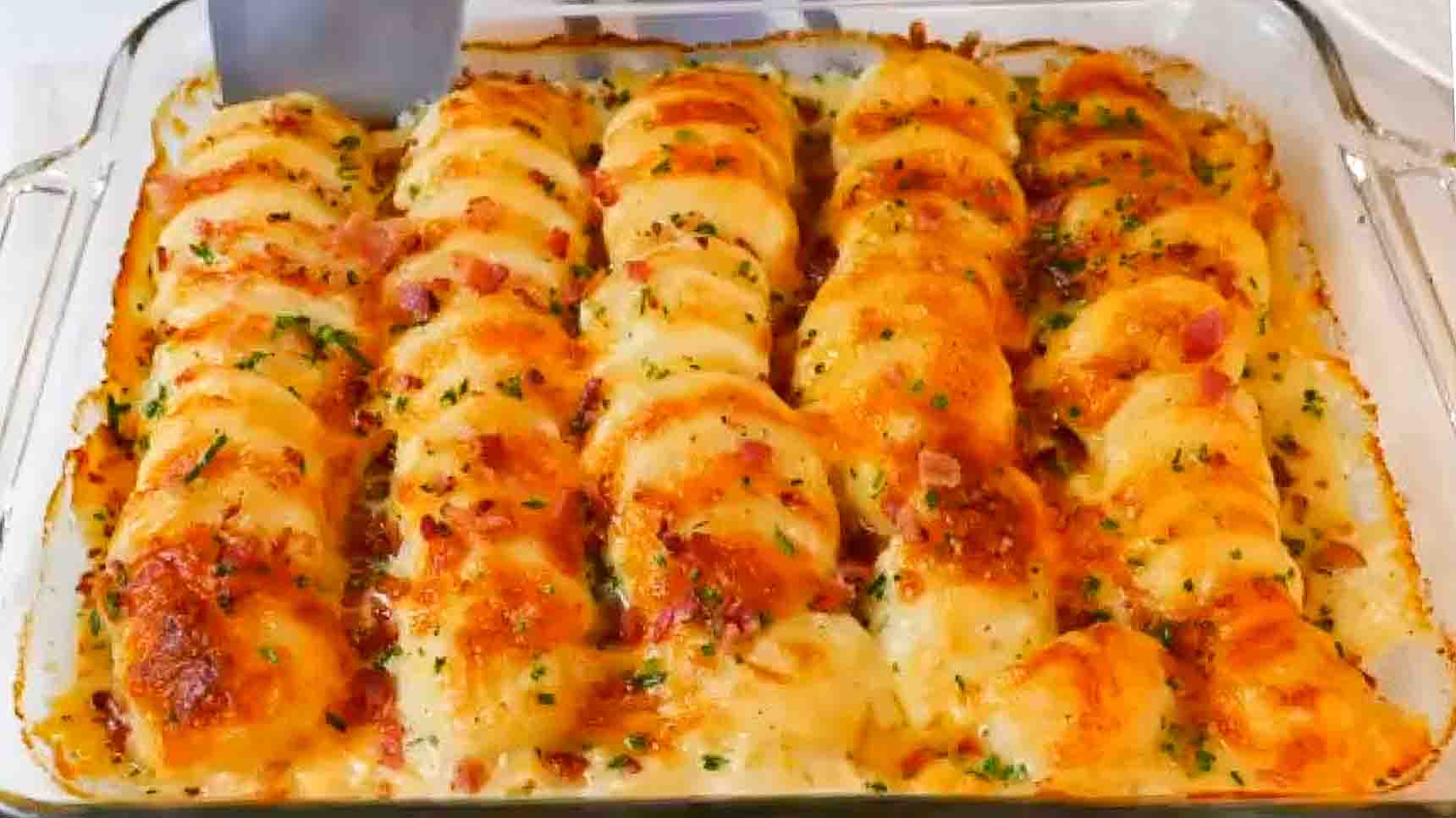 Cheesy Potatoes Easy Casserole Recipe Crazy For Crust