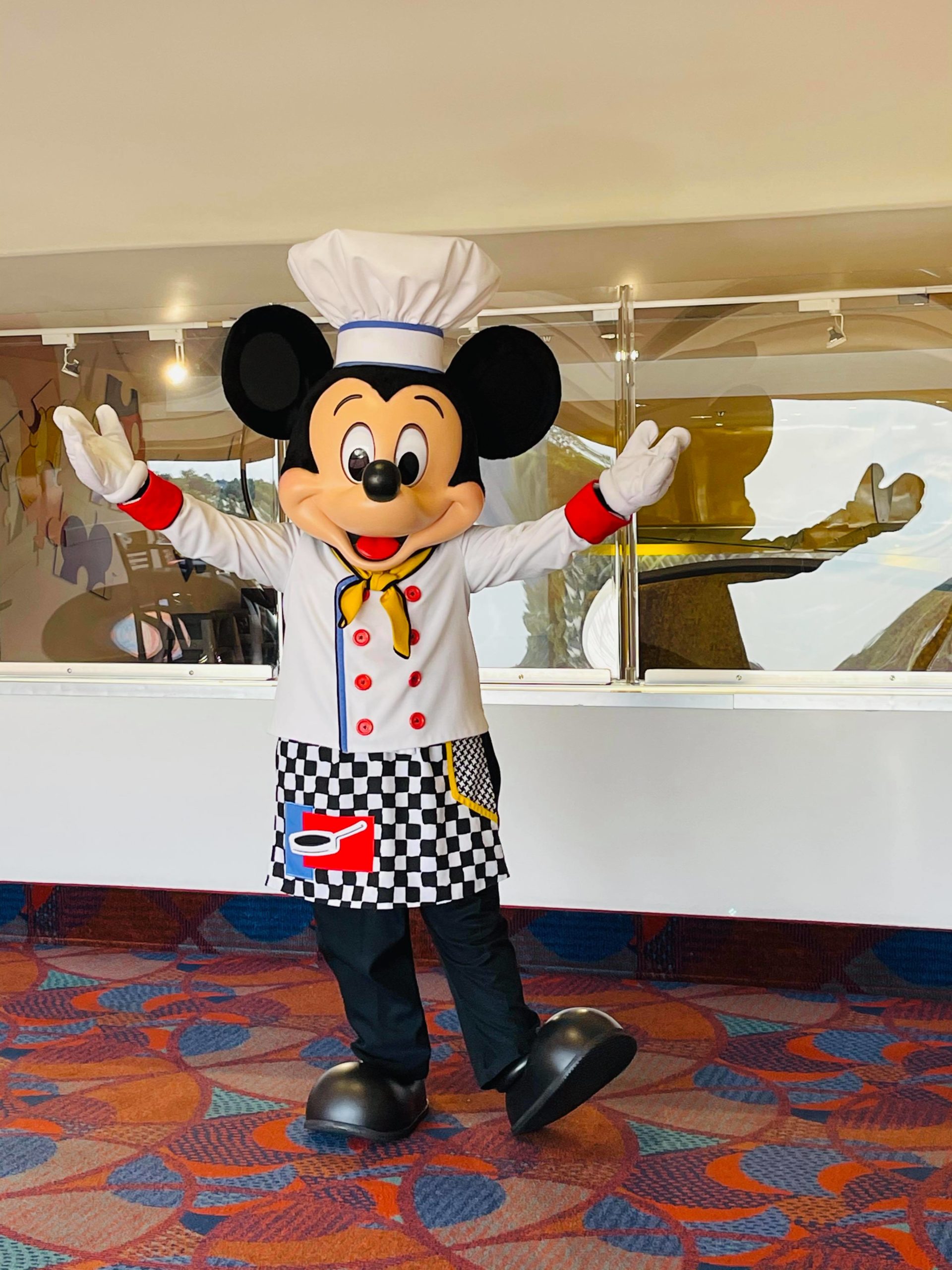 Chef Mickey S Now Open For Dinner And Mickeyblog Is There Mickeyblog Com