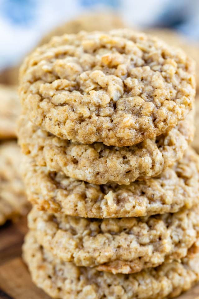 Chewy Amp Soft Oatmeal Cookies Recipe Crazy For Crust Recipe Oatmeal Cookie Recipes Cookie