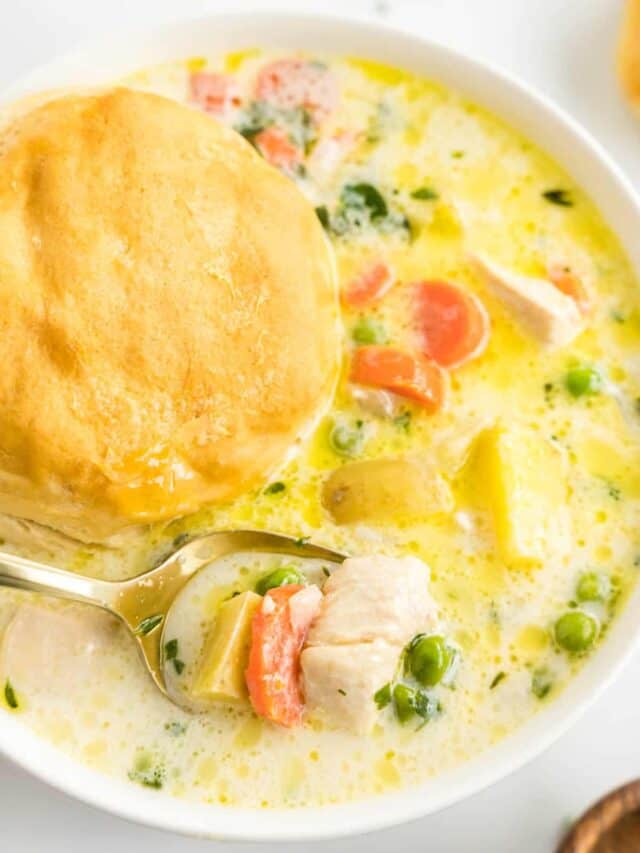 Chicken Pot Pie Soup Julie S Eats Treats