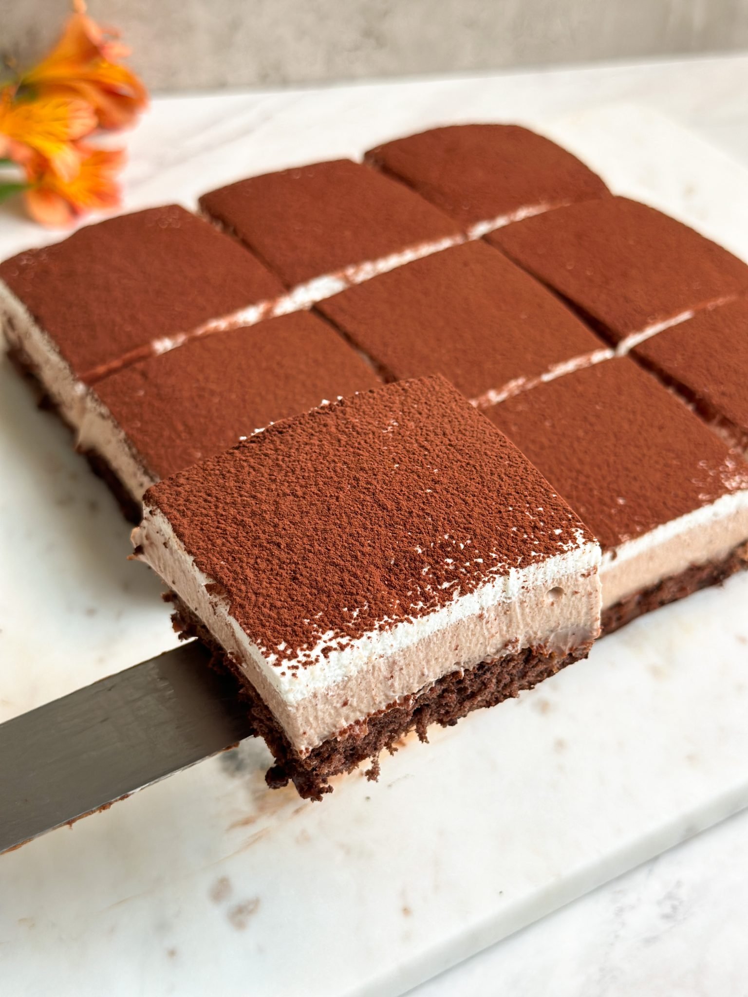 5 Best Chocolate Cake Recipes for Baking Enthusiasts