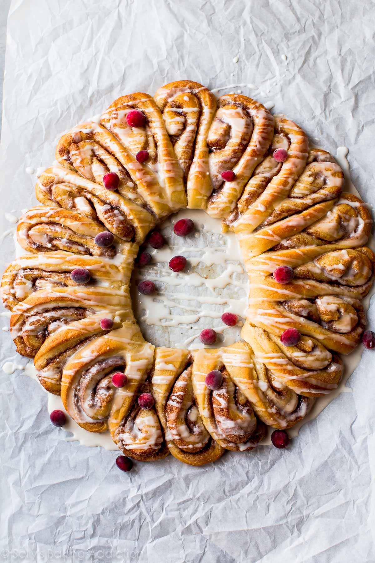 Cinnamon Roll Wreath Sallys Baking Addiction