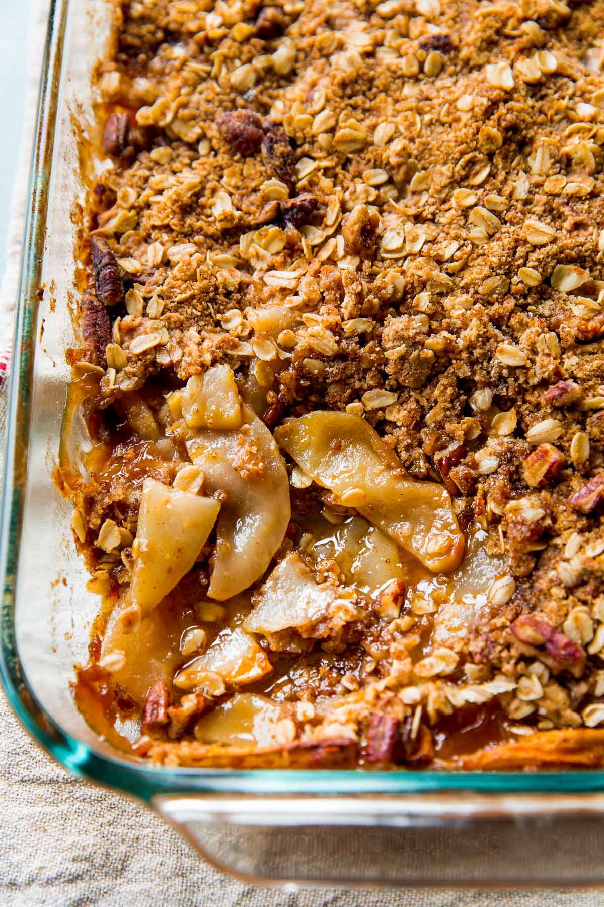 Classic Apple Crisp Recipe Video Sally S Baking Addiction