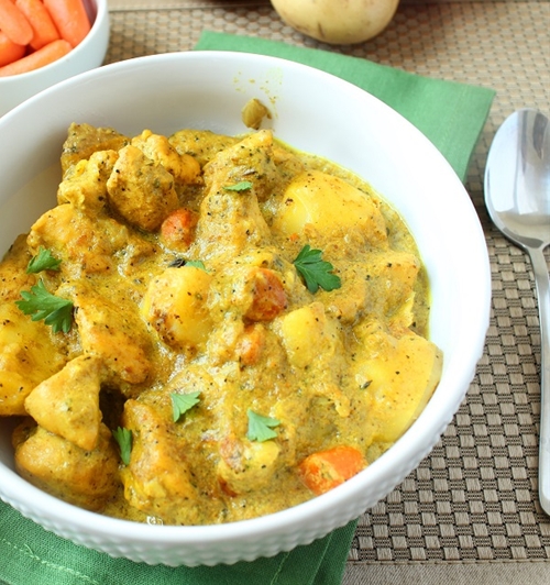 Creamy Chicken Curry On Chick O Bowl Recipe Chefthisup