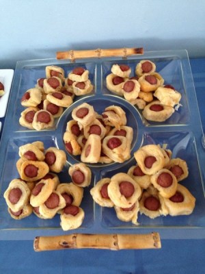 Crescent Roll Hot Dogs Easy To Make Appetizers Dog Recipes Hot Dog