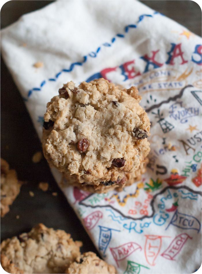 Crunchy Oatmeal Raisin Cookies Bake At 350