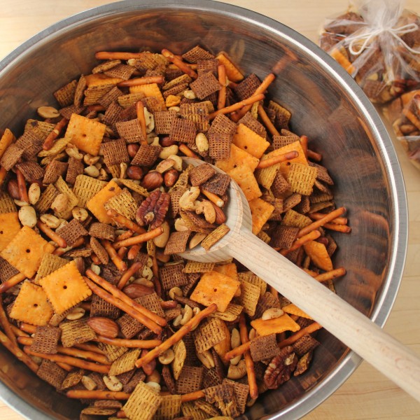 Crunchy Snack Mix To Go Emerils Com