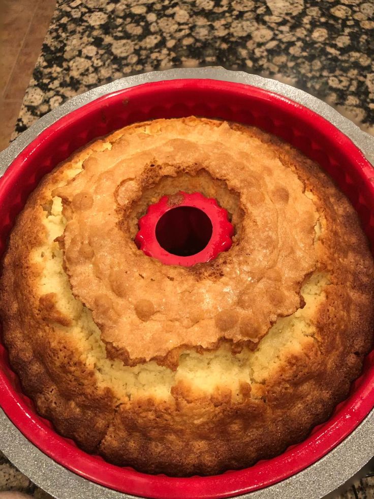 Crunchy Top Pound Cake In 2022 Pound Cake Baking Cake