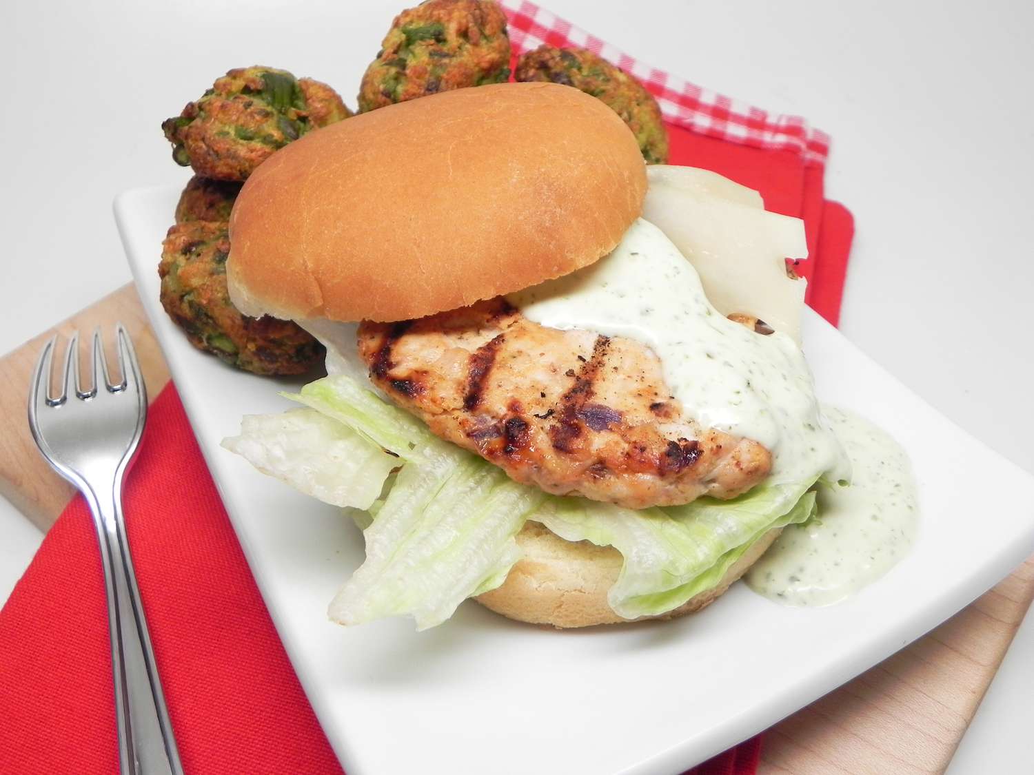 Delicious Grilled Turkey Burgers Recipe