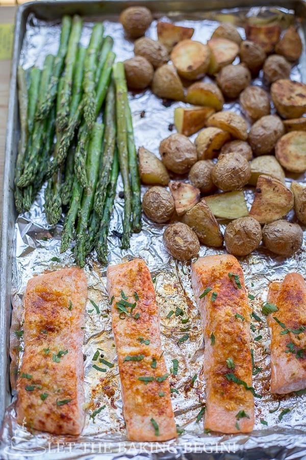 Delicious One Pan Salmon Recipe With Shrimp And Asparagus Easy Oven