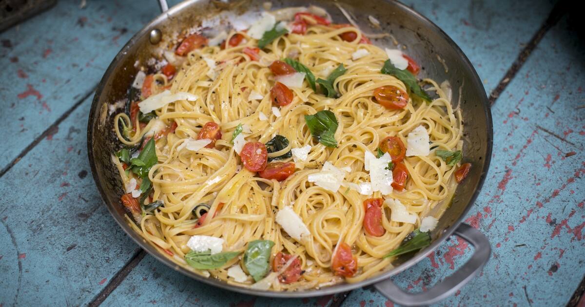 Donal Skehan Martha S One Pan Pasta Easy Pasta Dishes Easy One Pot Pasta Recipe Easy Pasta