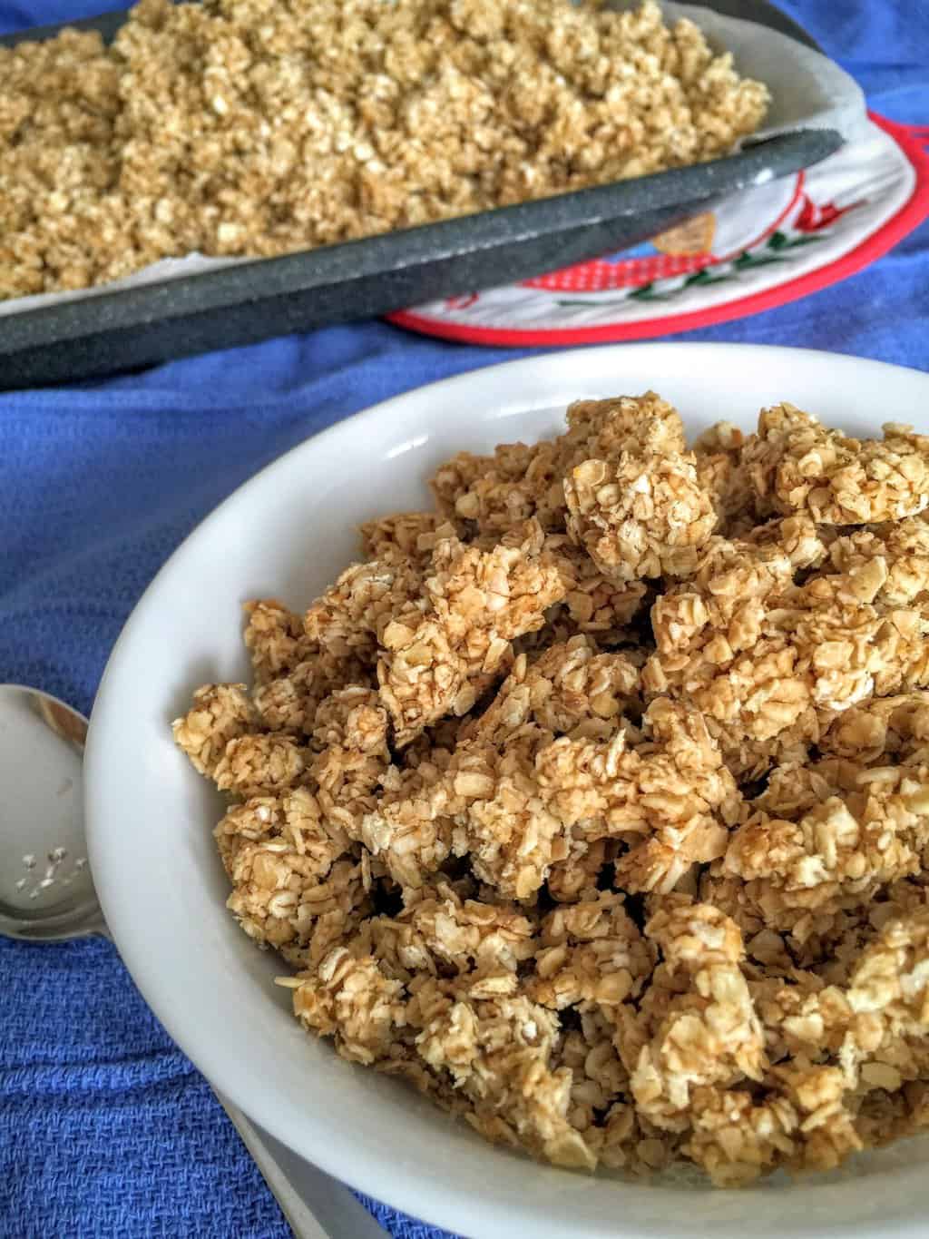 Easiest Cheapest Granola Recipe Ever Saving The Crumbs Recipe Easy Granola Recipe Easy