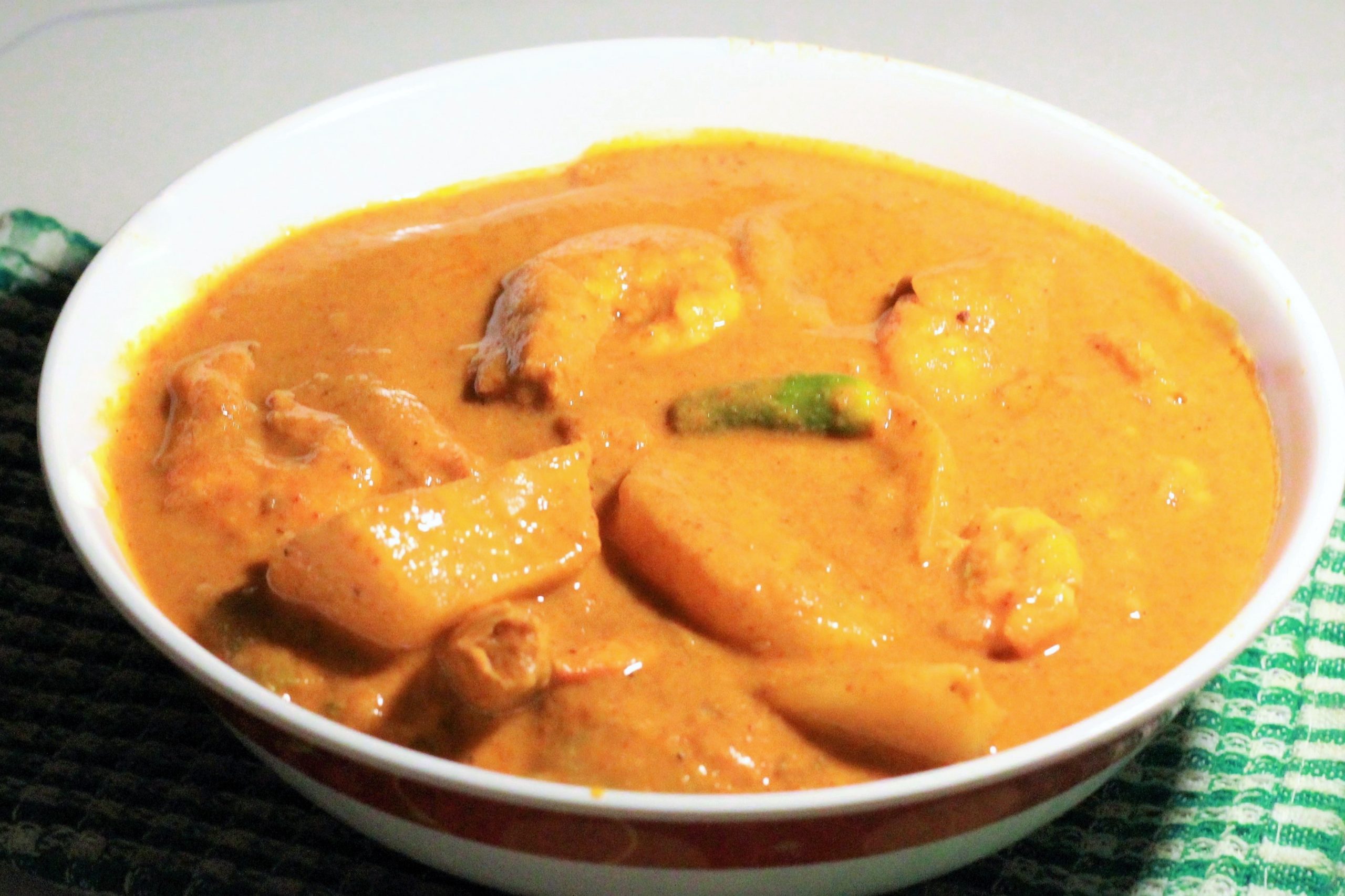 East Indian Prawn Curry Recipe Prawn Atwan Flavours Of My Kitchen