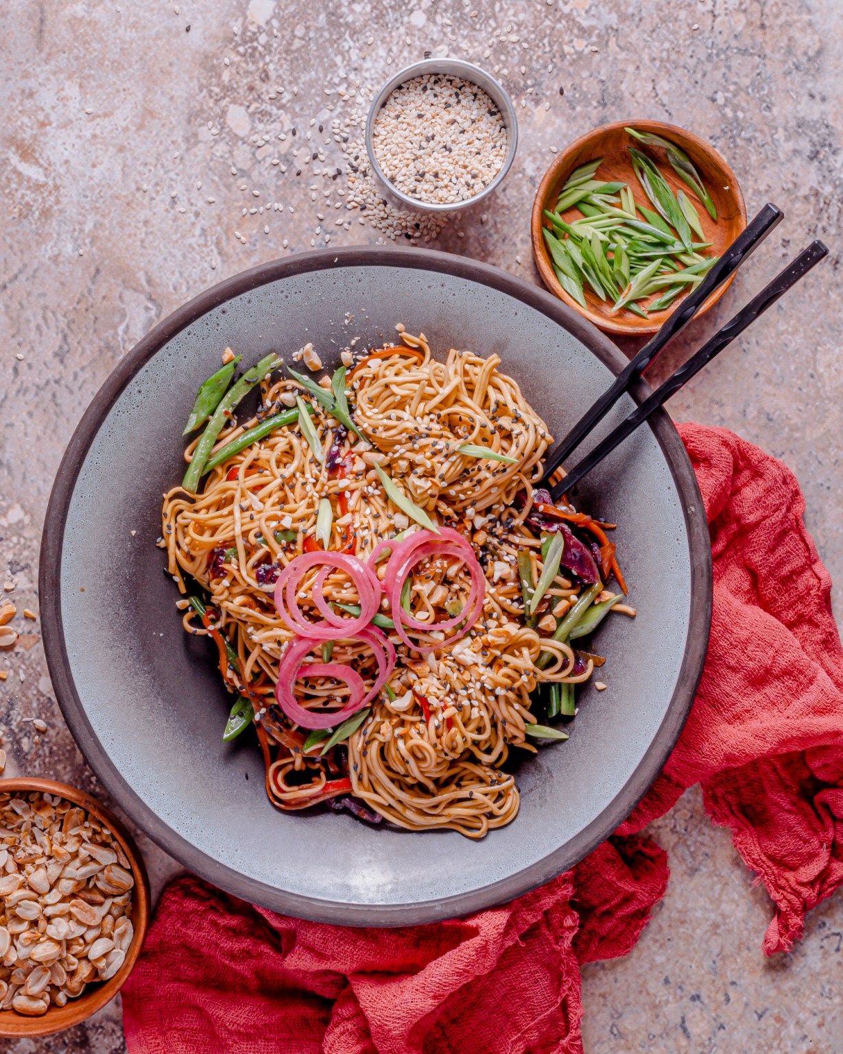 Easy 30 Minute Vegetarian Chow Mein With Plenty Of Veggies And An