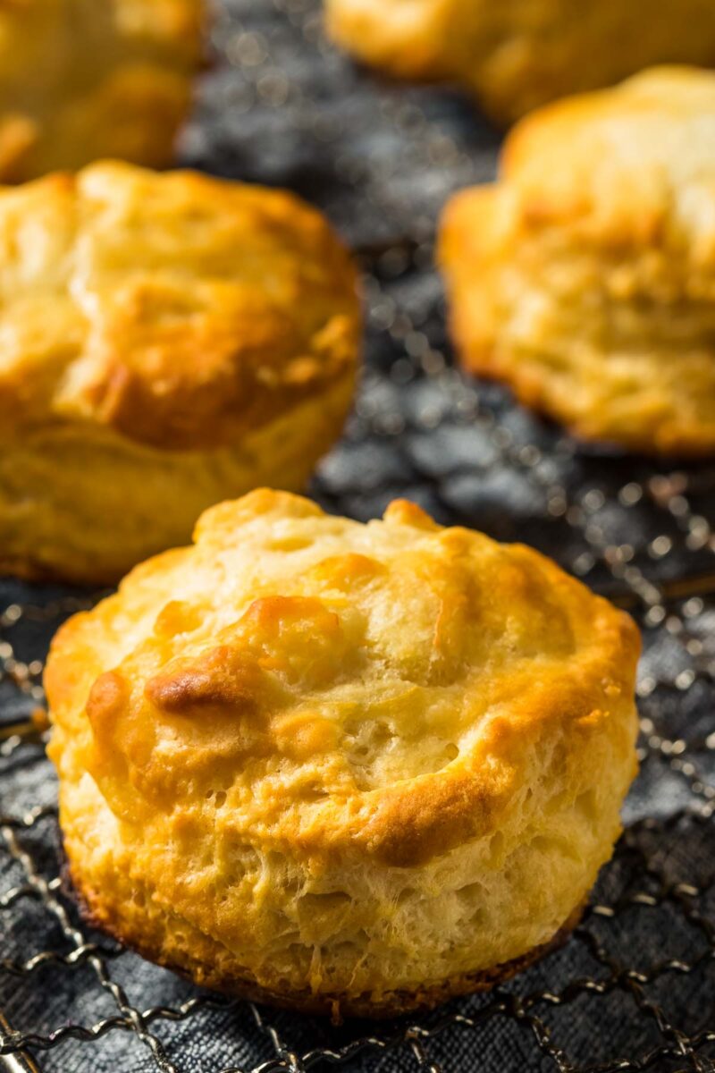 Easy And Fast Almond Flour Biscuits The Wicked Noodle